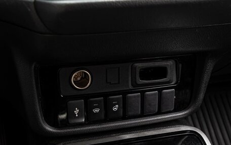 Mitsubishi Outlander III рестайлинг 3, 2021 год, 2 350 000 рублей, 14 фотография
