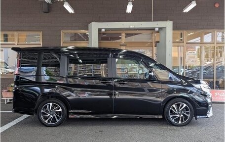 Honda Stepwgn IV, 2018 год, 1 359 100 рублей, 2 фотография