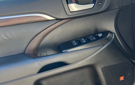 Toyota Highlander III, 2014 год, 3 199 000 рублей, 7 фотография