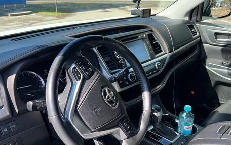 Toyota Highlander III, 2014 год, 3 199 000 рублей, 11 фотография