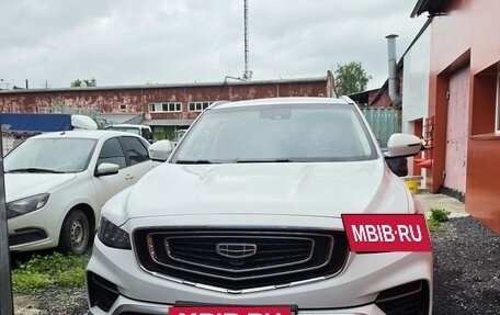 Geely Atlas, 2023 год, 210 000 рублей, 2 фотография