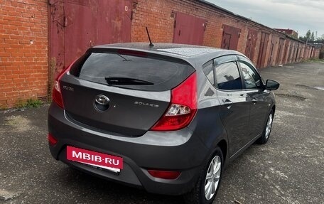 Hyundai Solaris II рестайлинг, 2011 год, 650 000 рублей, 8 фотография