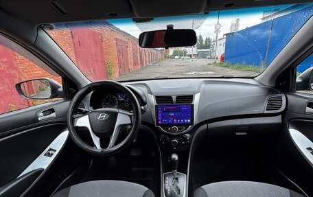 Hyundai Solaris II рестайлинг, 2011 год, 650 000 рублей, 16 фотография