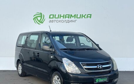 Hyundai H-1 II рестайлинг, 2011 год, 1 100 000 рублей, 3 фотография
