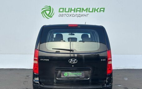 Hyundai H-1 II рестайлинг, 2011 год, 1 100 000 рублей, 6 фотография