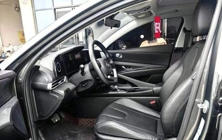 Hyundai Elantra, 2023 год, 1 380 000 рублей, 8 фотография