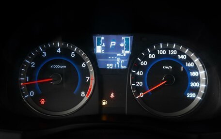 Hyundai Solaris II рестайлинг, 2015 год, 899 000 рублей, 13 фотография