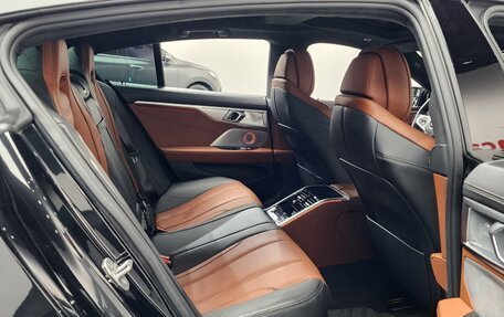 BMW 8 серия, 2022 год, 9 900 000 рублей, 29 фотография