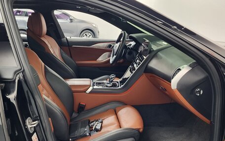 BMW 8 серия, 2022 год, 9 900 000 рублей, 27 фотография