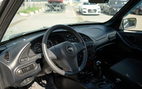 Chevrolet Niva I рестайлинг, 2018 год, 518 000 рублей, 5 фотография