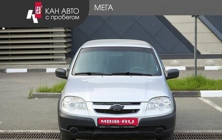 Chevrolet Niva I рестайлинг, 2018 год, 518 000 рублей, 3 фотография