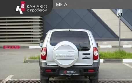Chevrolet Niva I рестайлинг, 2018 год, 518 000 рублей, 4 фотография