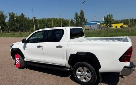 Toyota Hilux VIII, 2019 год, 3 800 000 рублей, 4 фотография