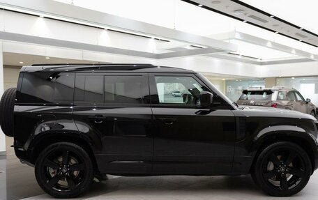 Land Rover Defender II, 2025 год, 16 500 000 рублей, 3 фотография