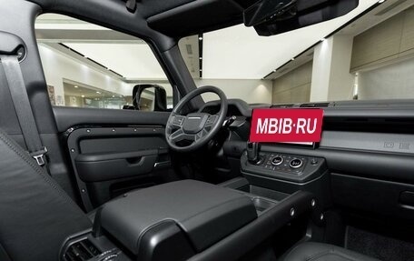 Land Rover Defender II, 2025 год, 16 500 000 рублей, 13 фотография