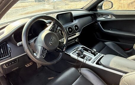 KIA Stinger I, 2018 год, 2 300 000 рублей, 5 фотография
