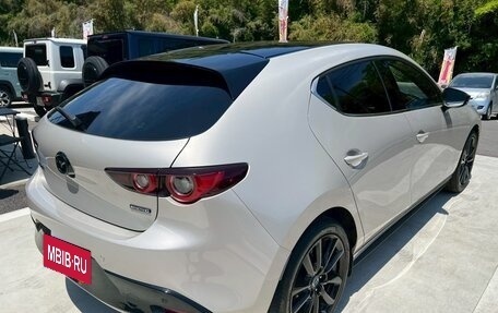 Mazda 3, 2023 год, 1 300 100 рублей, 4 фотография