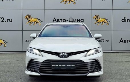 Toyota Camry, 2021 год, 3 250 000 рублей, 2 фотография