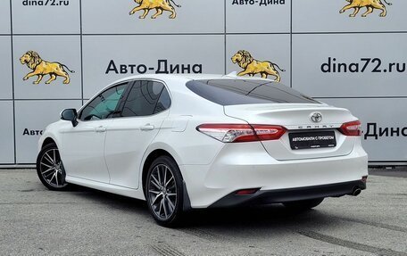 Toyota Camry, 2021 год, 3 250 000 рублей, 6 фотография