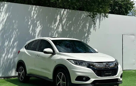 Honda Vezel, 2022 год, 1 500 000 рублей, 3 фотография