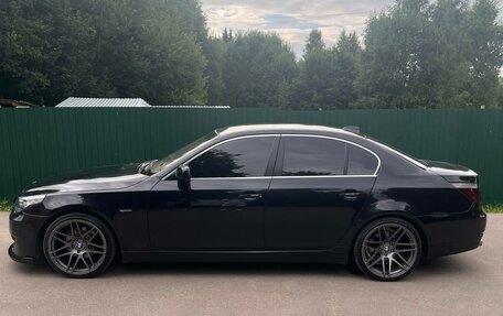 BMW 5 серия, 2009 год, 1 200 000 рублей, 3 фотография