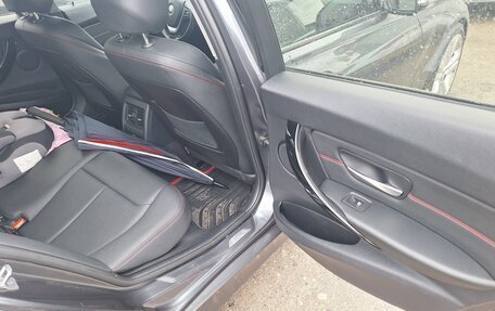 BMW 3 серия, 2013 год, 1 800 000 рублей, 14 фотография