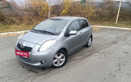 Toyota Yaris III рестайлинг, 2007 год, 630 000 рублей, 8 фотография