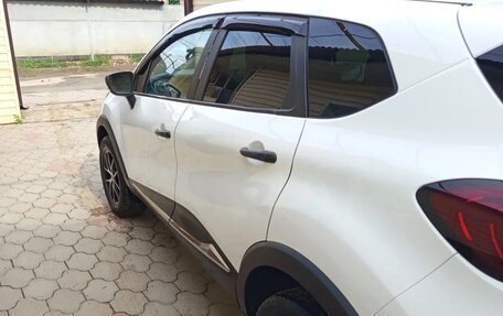 Renault Kaptur I рестайлинг, 2018 год, 1 059 000 рублей, 3 фотография