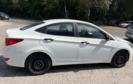 Hyundai Solaris II рестайлинг, 2016 год, 692 000 рублей, 5 фотография