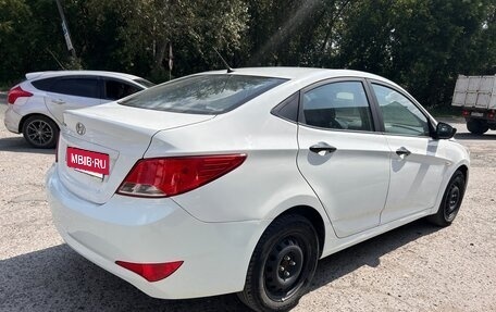 Hyundai Solaris II рестайлинг, 2016 год, 692 000 рублей, 4 фотография
