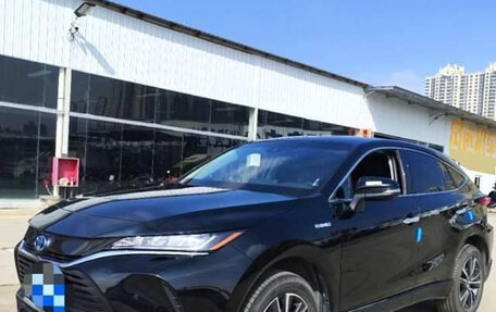 Toyota Harrier, 2023 год, 6 680 000 рублей, 1 фотография
