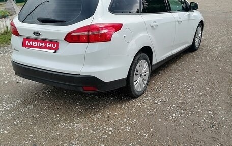 Ford Focus III, 2015 год, 890 000 рублей, 2 фотография
