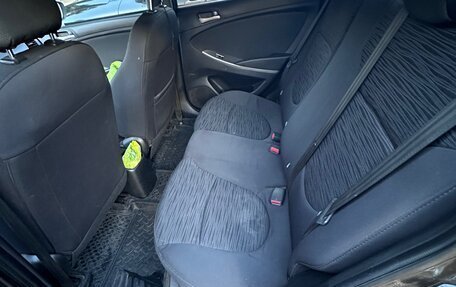 Hyundai Solaris II рестайлинг, 2015 год, 650 000 рублей, 7 фотография