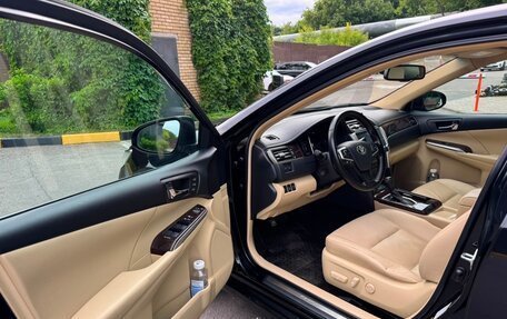 Toyota Camry, 2015 год, 1 799 000 рублей, 16 фотография