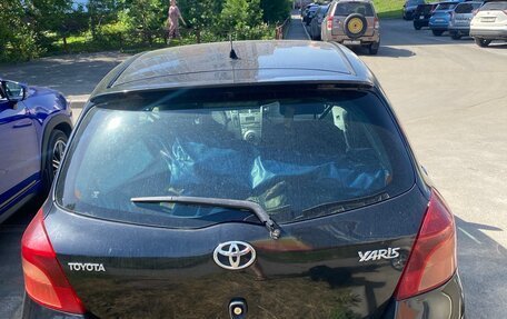 Toyota Yaris III рестайлинг, 2007 год, 500 000 рублей, 4 фотография