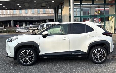 Toyota Yaris Cross, 2023 год, 1 480 100 рублей, 7 фотография