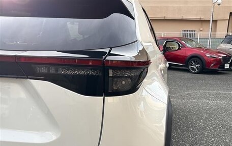 Toyota Yaris Cross, 2023 год, 1 480 100 рублей, 10 фотография