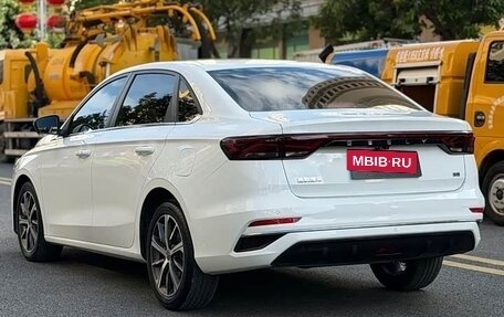 Geely Emgrand, 2022 год, 980 000 рублей, 4 фотография