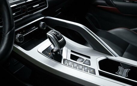 Geely Coolray I, 2022 год, 1 800 000 рублей, 21 фотография