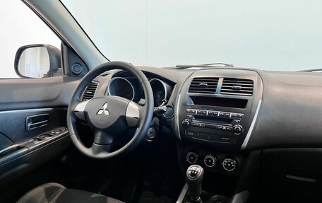 Mitsubishi ASX I рестайлинг, 2011 год, 1 150 000 рублей, 16 фотография