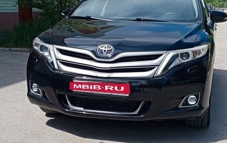 Toyota Venza I, 2013 год, 1 690 000 рублей, 2 фотография