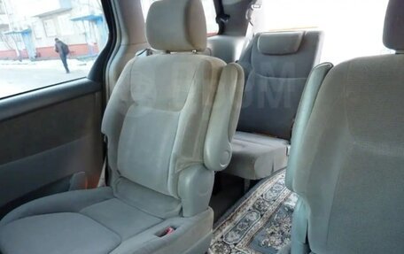 Toyota Sienna II рестайлинг, 2004 год, 1 250 000 рублей, 3 фотография