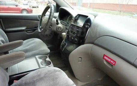 Toyota Sienna II рестайлинг, 2004 год, 1 250 000 рублей, 7 фотография