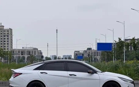 Hyundai Elantra, 2023 год, 1 750 000 рублей, 7 фотография