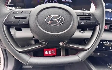 Hyundai Elantra, 2023 год, 1 750 000 рублей, 13 фотография