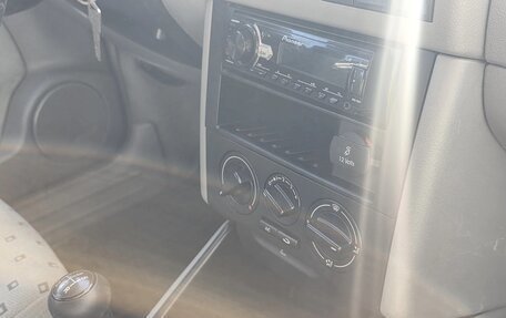 Volkswagen Pointer, 2005 год, 215 000 рублей, 11 фотография