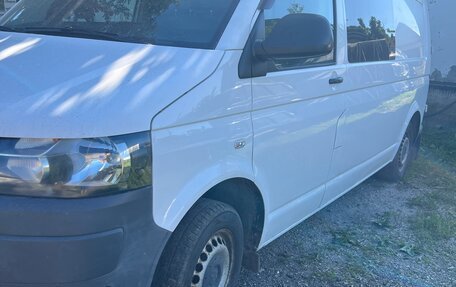 Volkswagen Transporter T5 рестайлинг, 2013 год, 1 500 000 рублей, 9 фотография