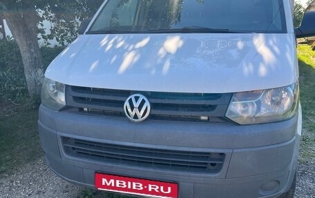 Volkswagen Transporter T5 рестайлинг, 2013 год, 1 500 000 рублей, 10 фотография