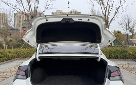 Hyundai Elantra, 2022 год, 1 588 000 рублей, 21 фотография