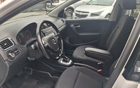 Volkswagen Polo VI (EU Market), 2017 год, 1 360 000 рублей, 7 фотография